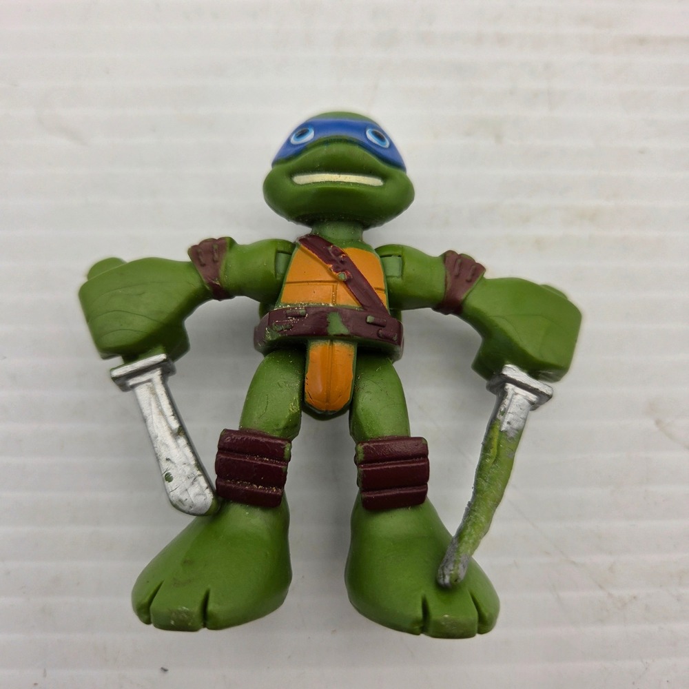 TMNT Leonardo Mini Action Figure 2012 Playmates Toys Blue Mask Katana Swords
